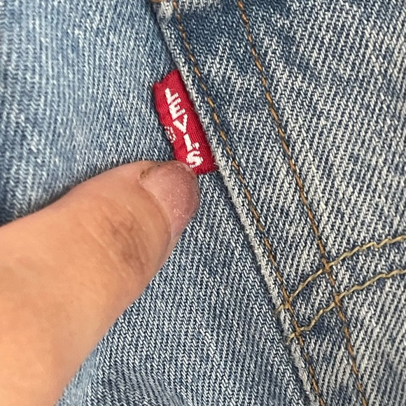 Womens Blue Levi’s  Distressed Jeans 501 - Picture 4 of 9